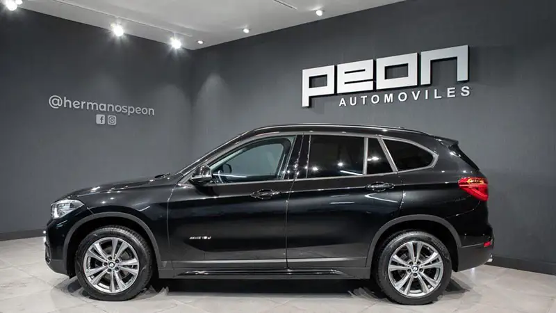 Lateral BMW X1