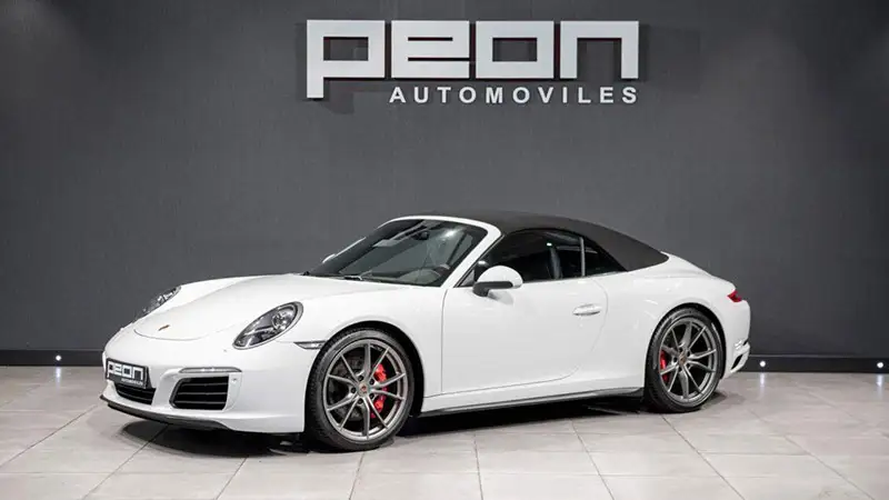 Porsche 911 Carrera 4S Cabriolet