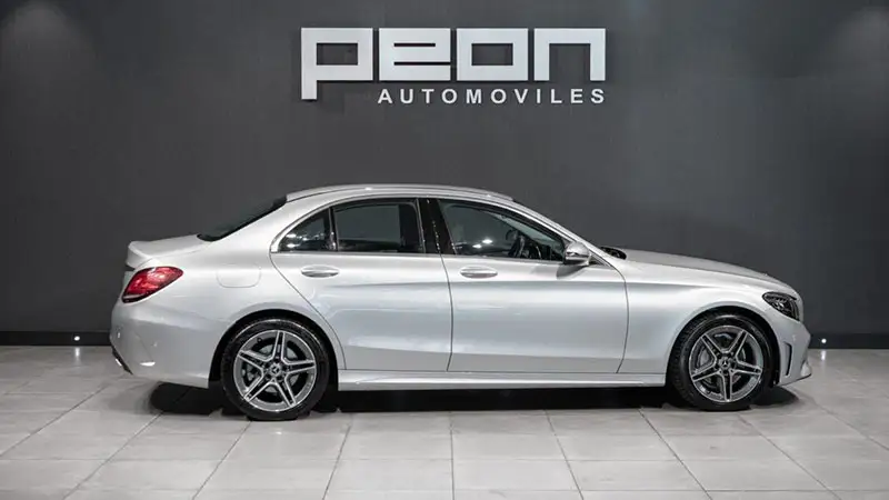 Mercedes C200 Hybrid AMG