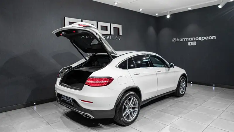 Hermanos Peón Mercedes-Benz GLC Coupé
