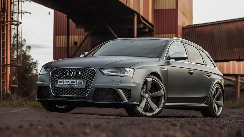 Audi RS4 Avant 4.2 V8