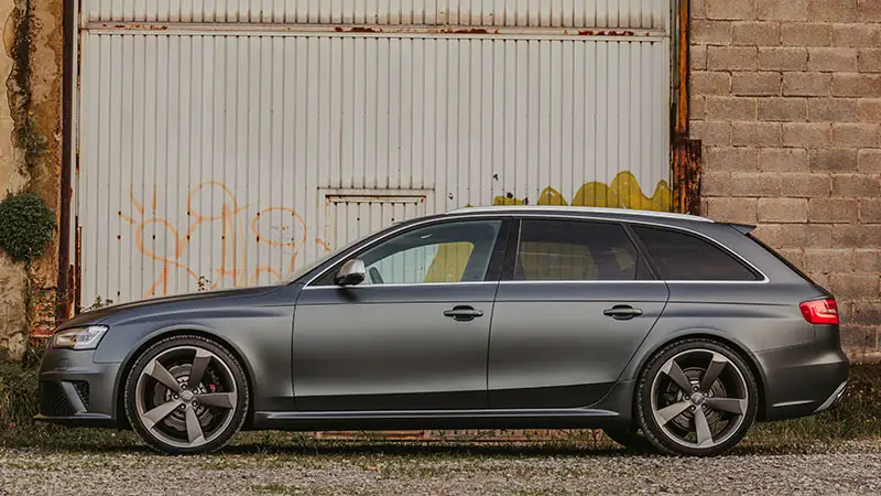 Lateral RS4 Avant