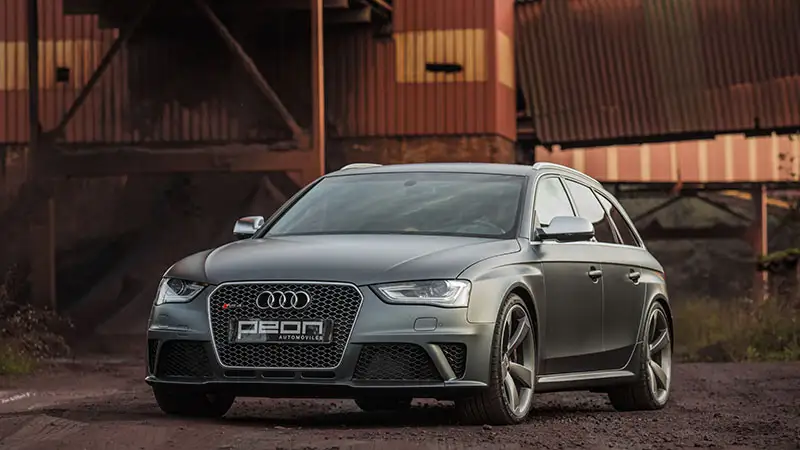 Audi RS4 Avant Hermanos Peón