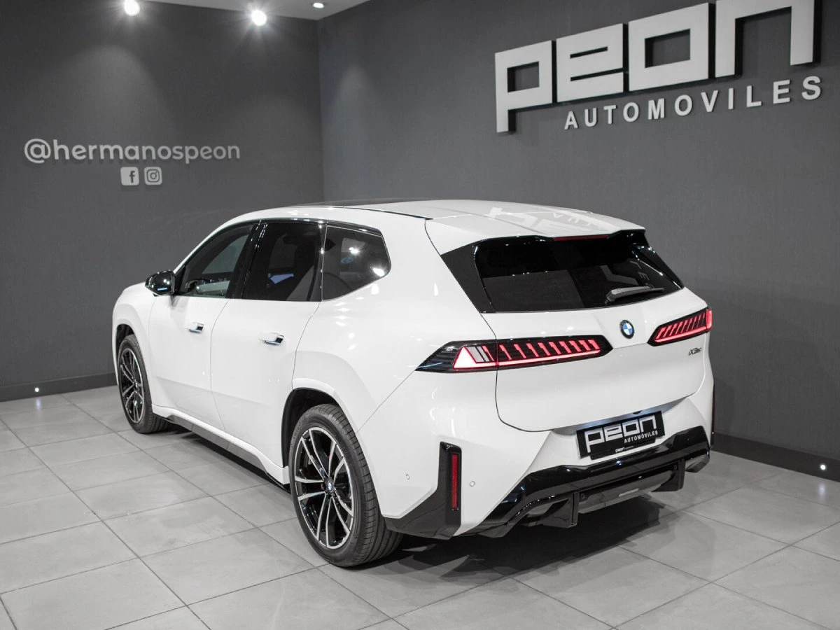 Zaga iX3