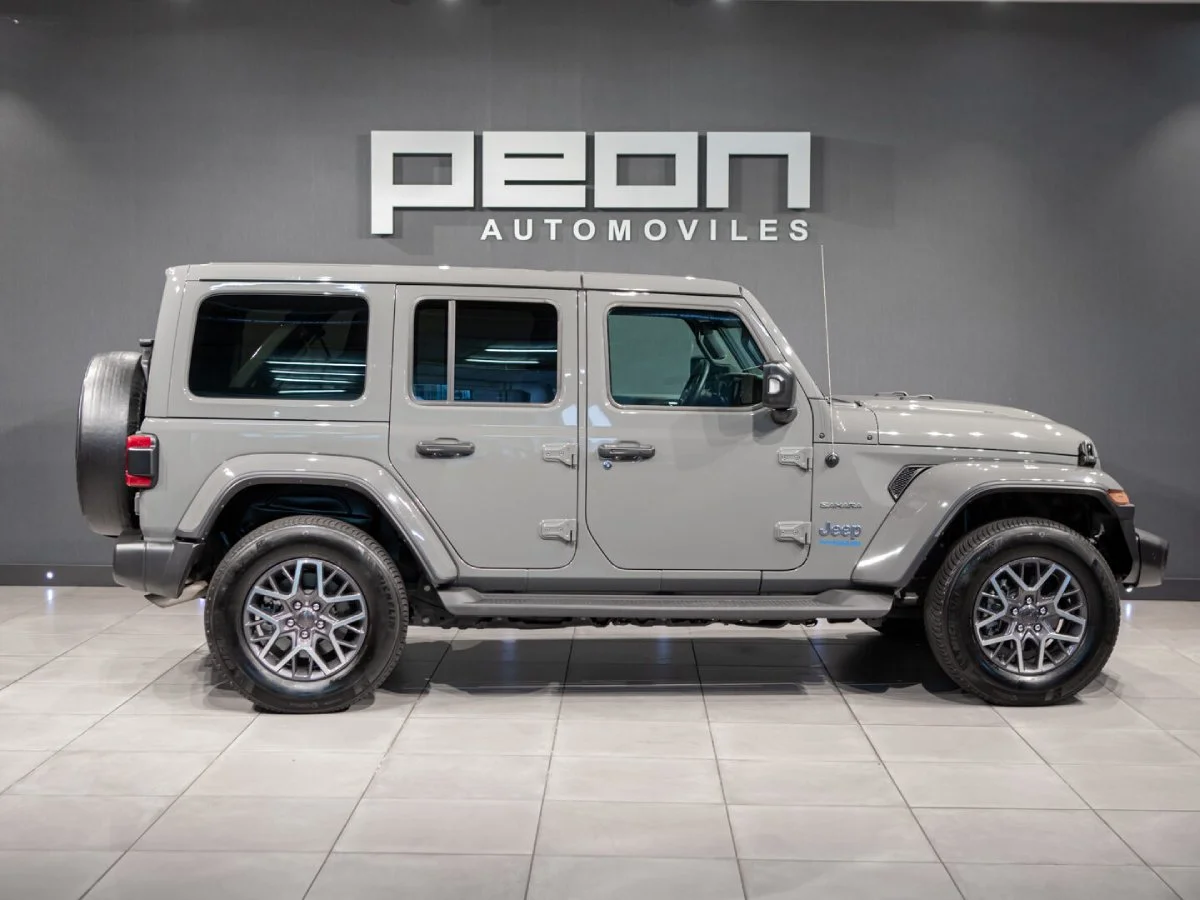 Perfil Jeep Wrangler Sahara